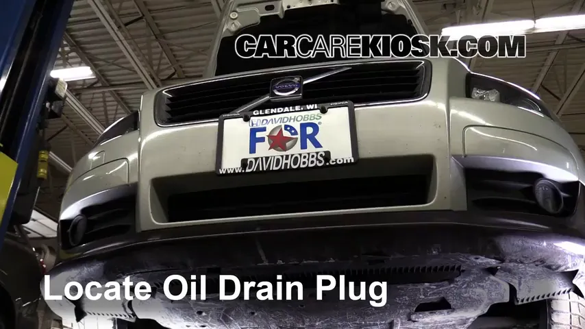 2008 Volvo C30 T5 2.5L 5 Cyl. Turbo Oil Change Oil and Oil Filter